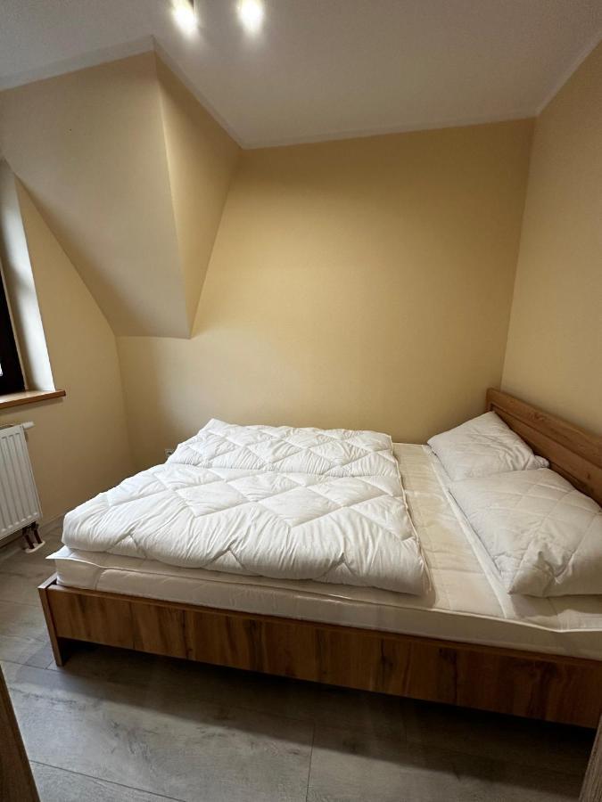 Apartamenty Alicja Dzierzoniow Exterior photo